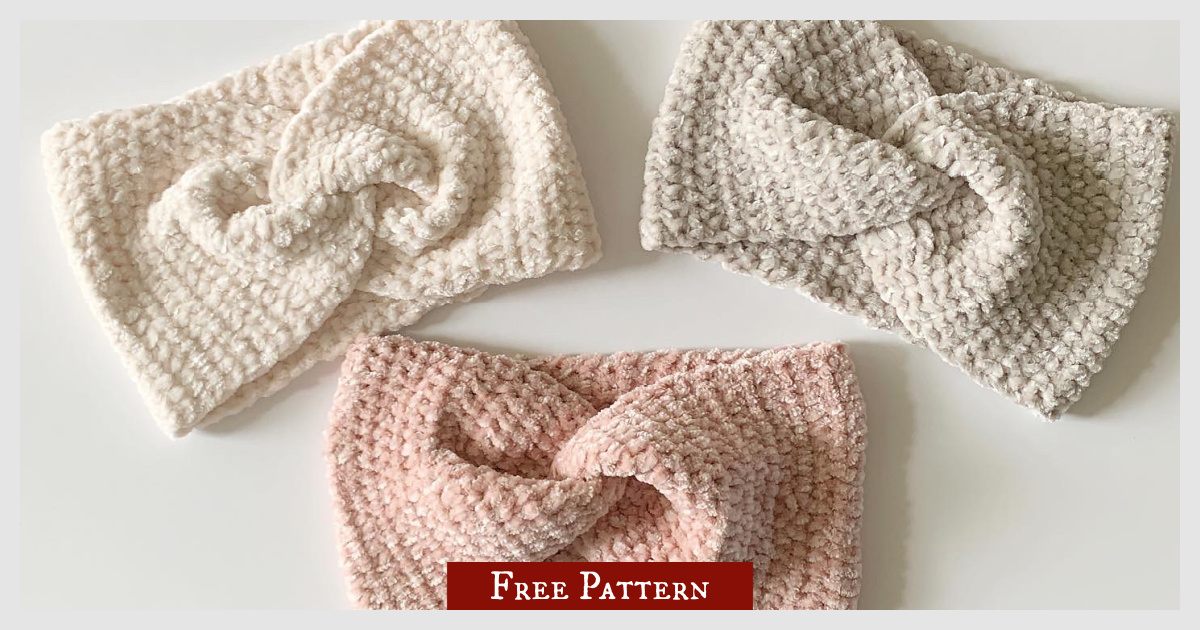 Free Crochet Pattern: Loveland Fingerless Gloves - Made with a Twist